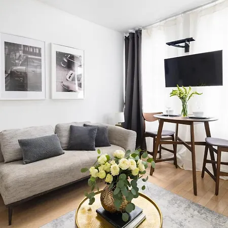 Beautiful 2Bd With A Gym Near Times Square Appartement